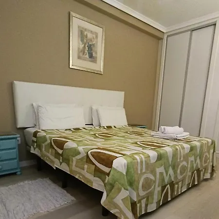 Mng-apart Paradise Court Apartman *