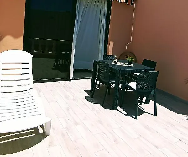 Mng-apart Paradise Court Апартаменты *