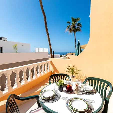 Апартаменти Mng-apart Paradise Court